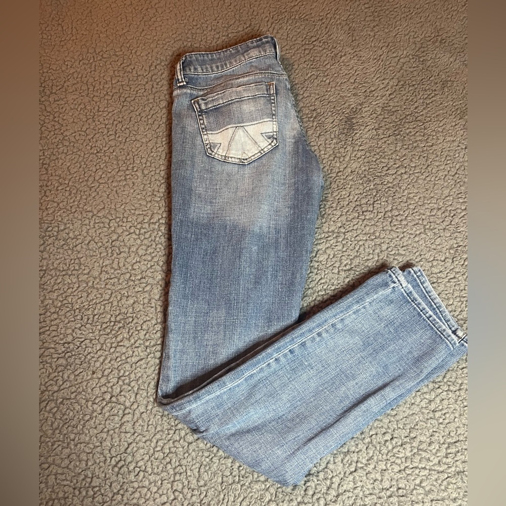 American Eagle Women's Straight Leg Jeans - Size 2